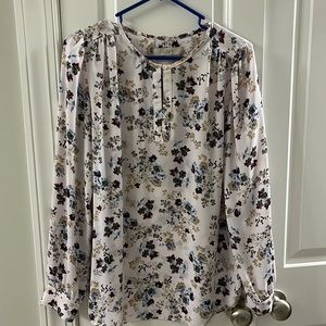 LOFT Long sleeve Blouse by LOFT Size Medium